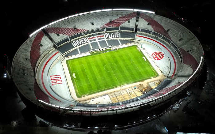 Más Monumental